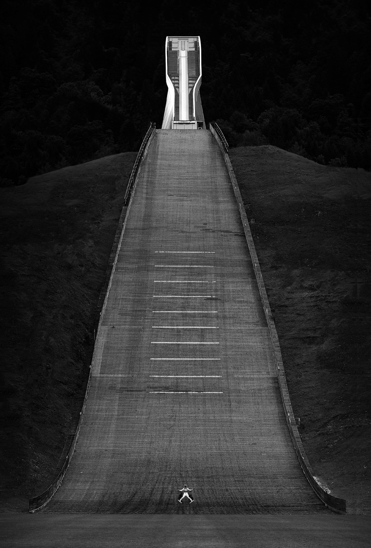 Summer ski jumper