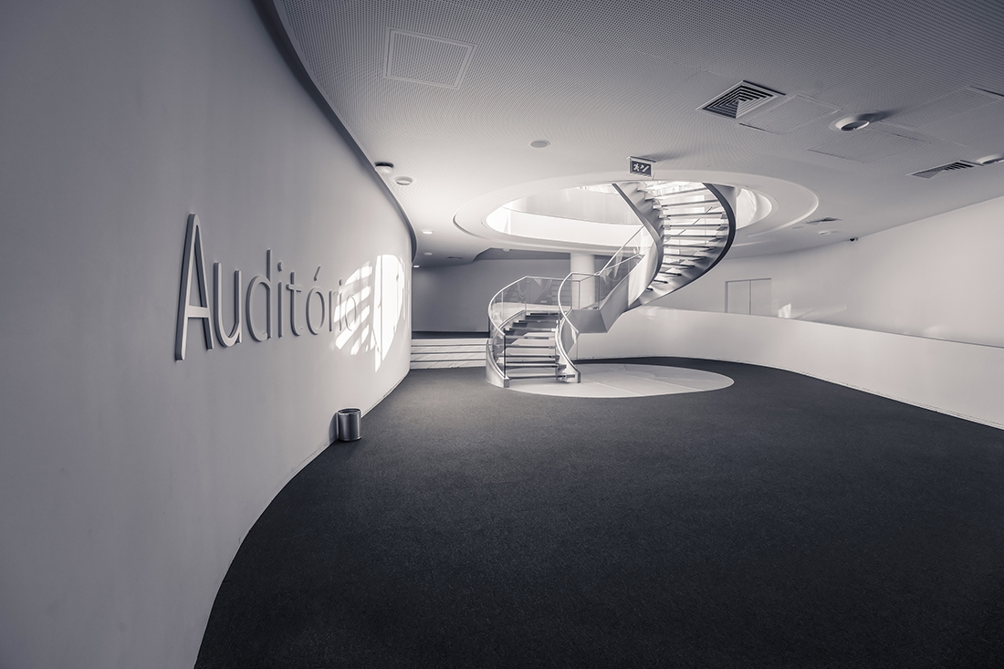 EDP building in Oporto - Auditorium