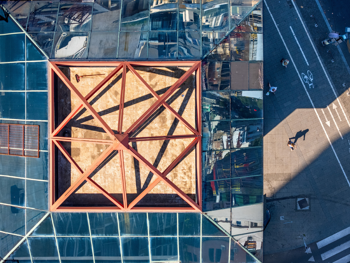 Urban Geometry from Above