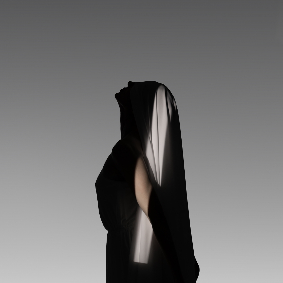 B E H I N D - E V E R Y  - W O M A N