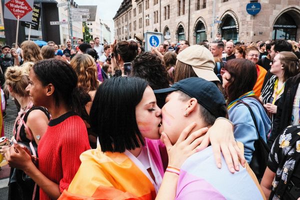 Freedom Kiss